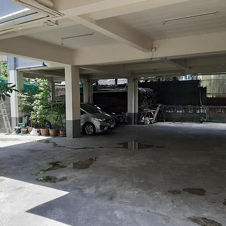 Vanlisut Hotel Ngamwongwan Nonthaburi Exterior foto