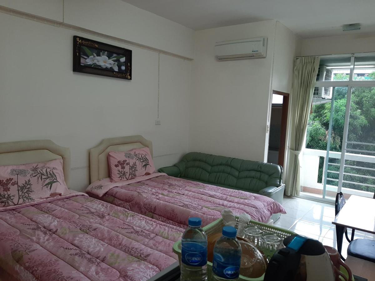 Vanlisut Hotel Ngamwongwan Nonthaburi Exterior foto