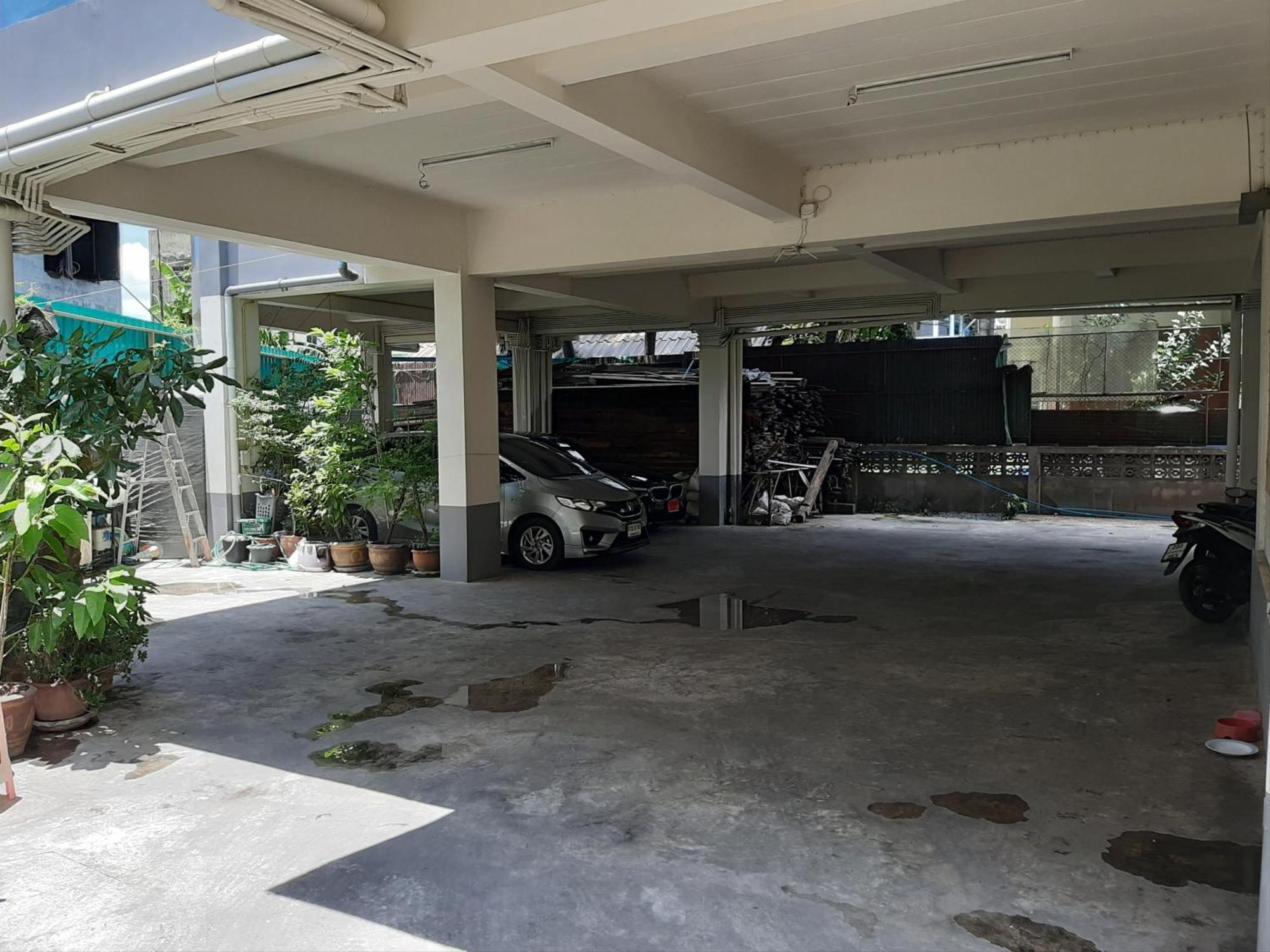 Vanlisut Hotel Ngamwongwan Nonthaburi Exterior foto