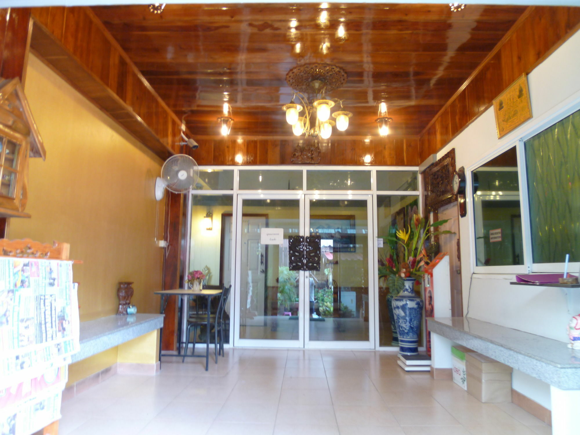 Vanlisut Hotel Ngamwongwan Nonthaburi Exterior foto