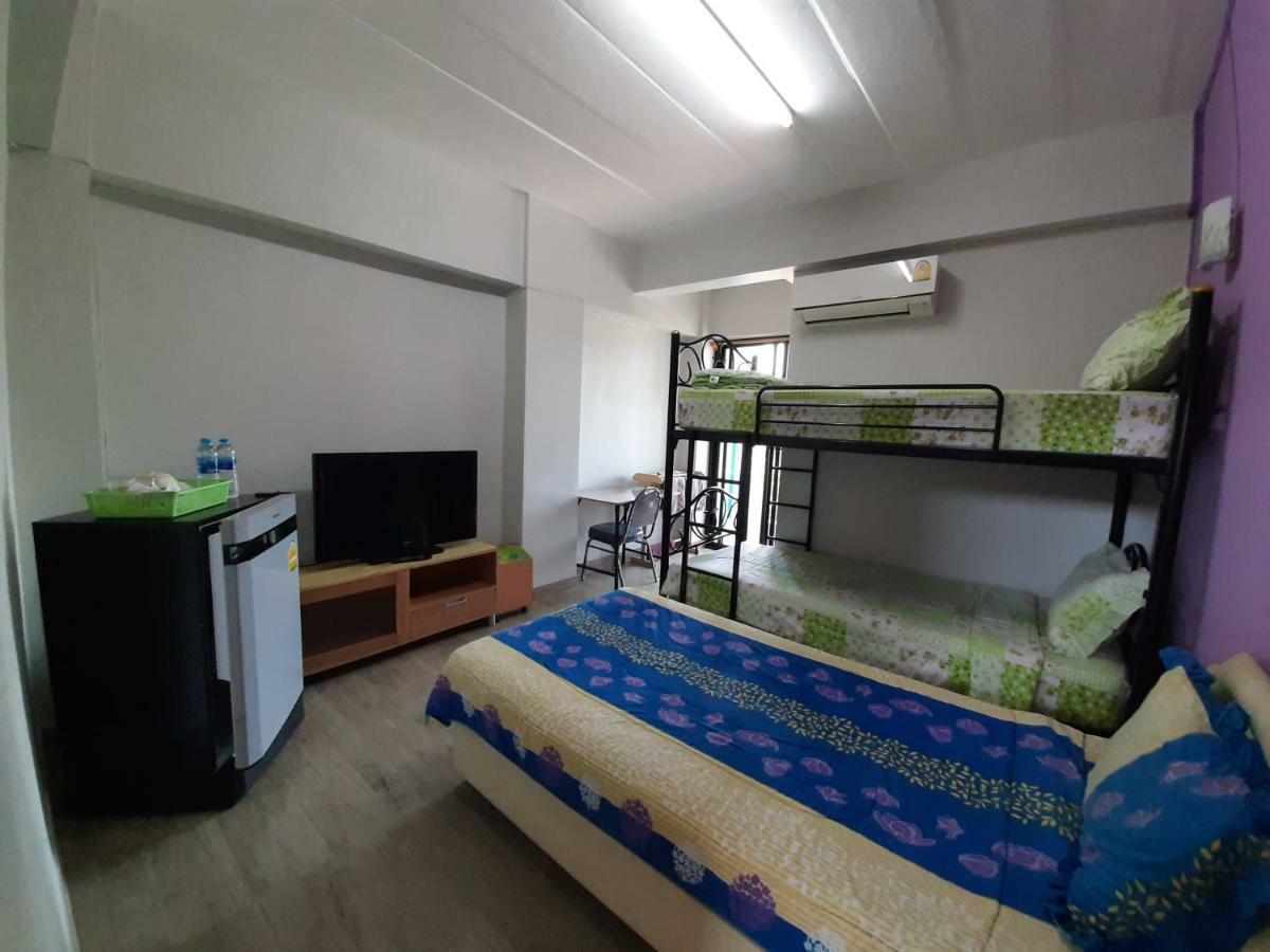 Vanlisut Hotel Ngamwongwan Nonthaburi Exterior foto